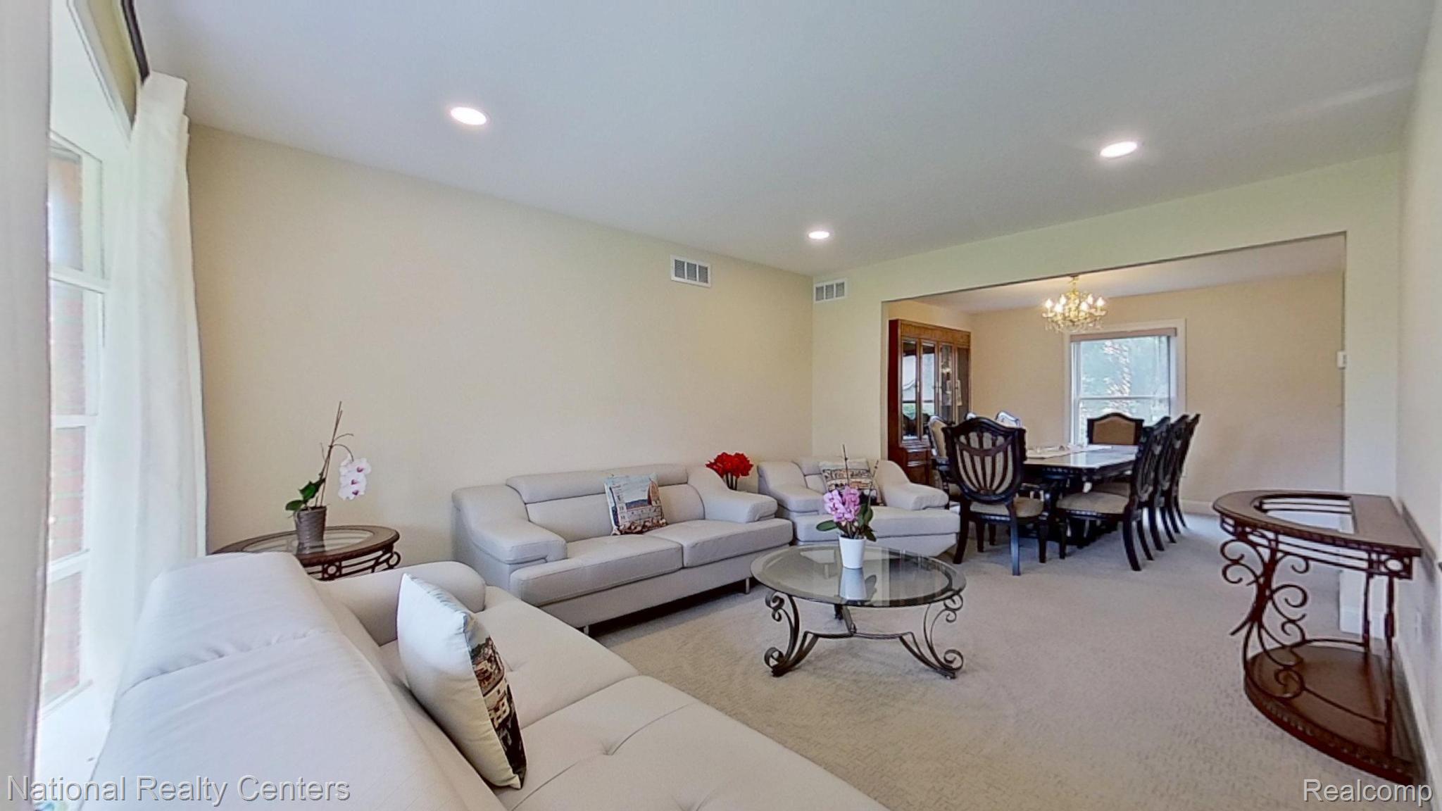 34623 LAKEHURST Drive S