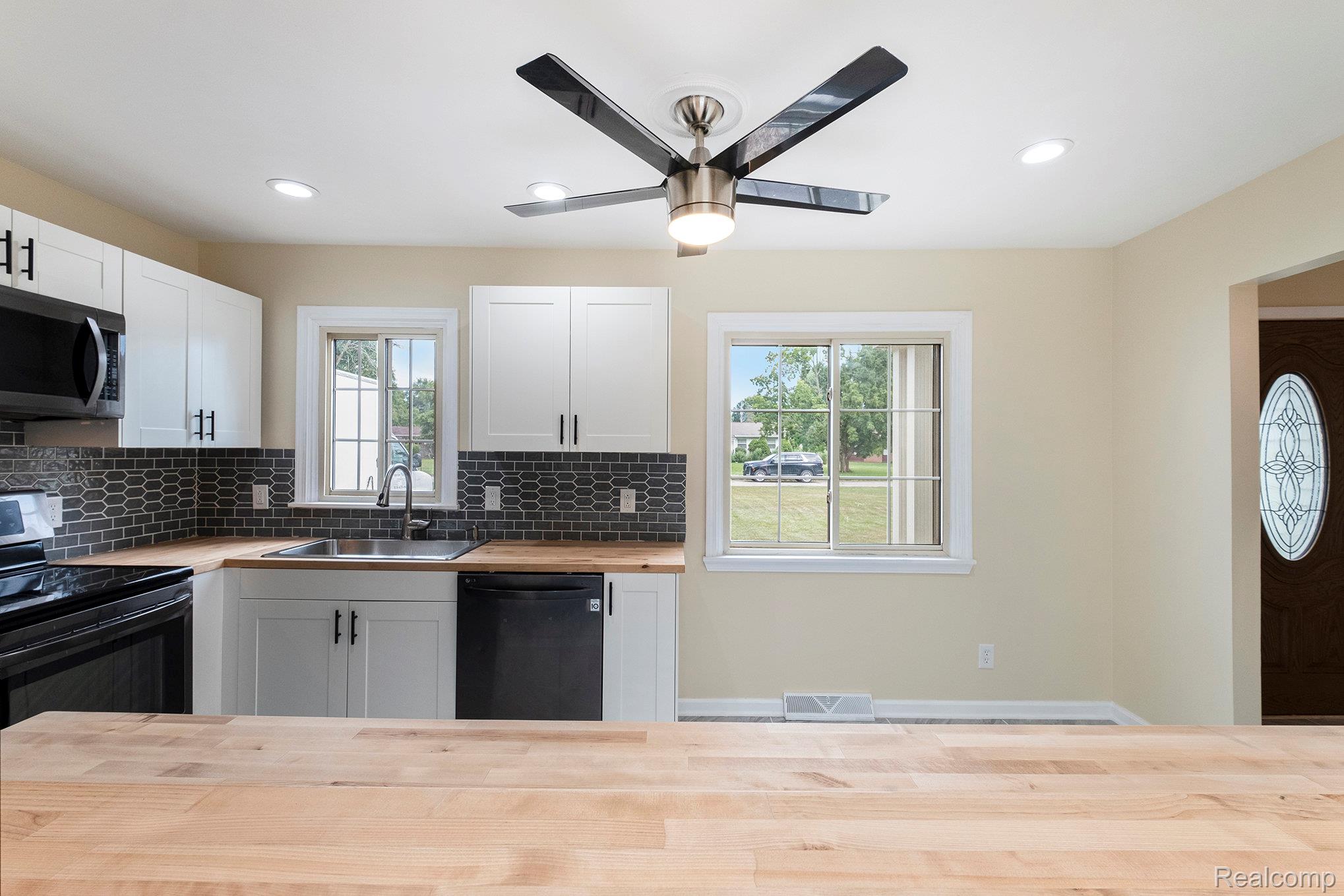 5397 Mapletree Drive