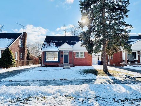 25715 W Hills Drive Dearborn Heights City MI 48125