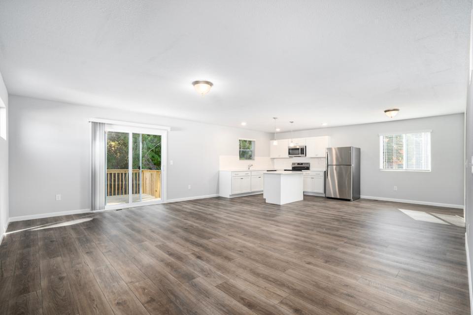 2710 Sanderling Court