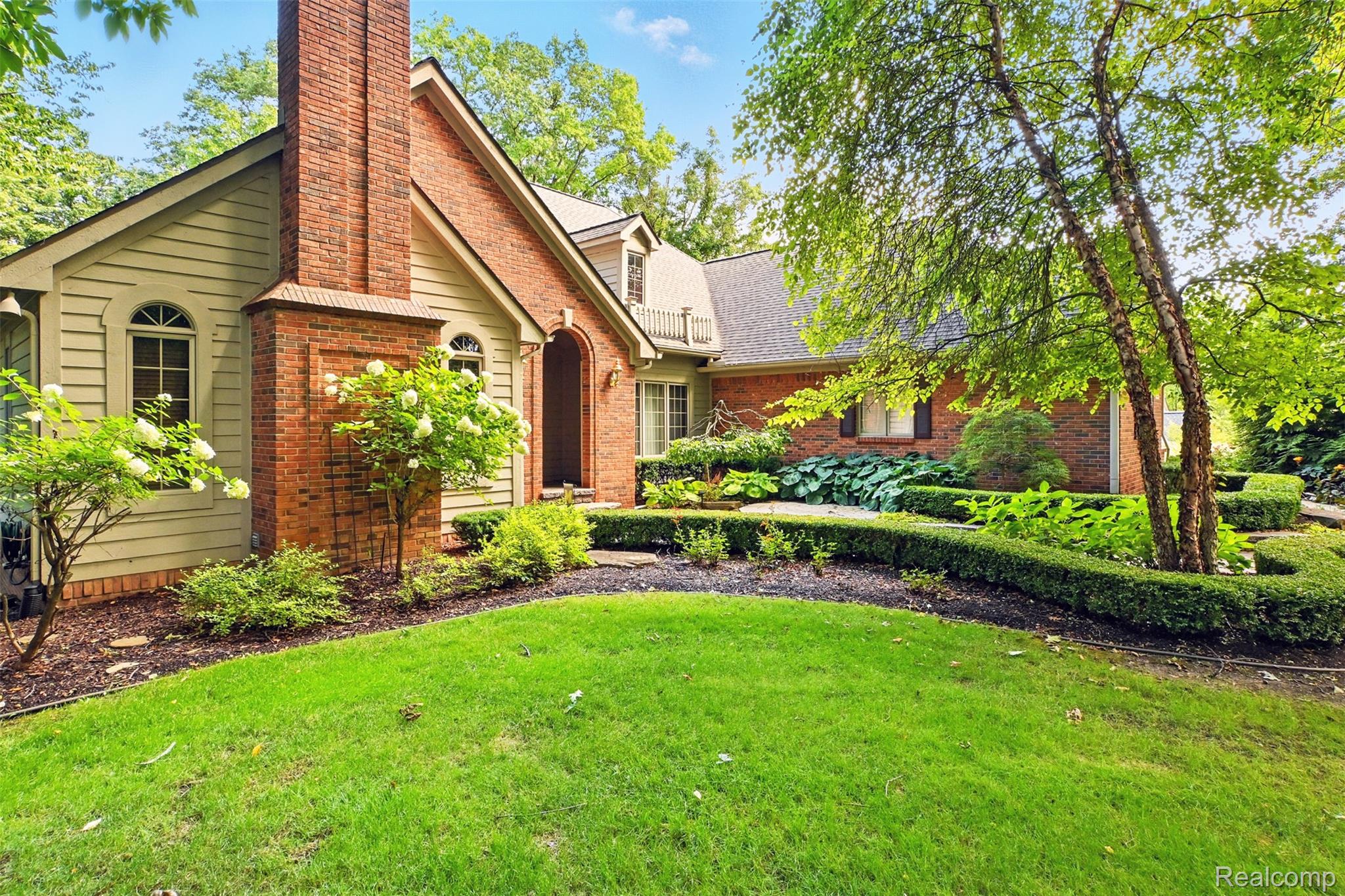 6228 Windemere Point