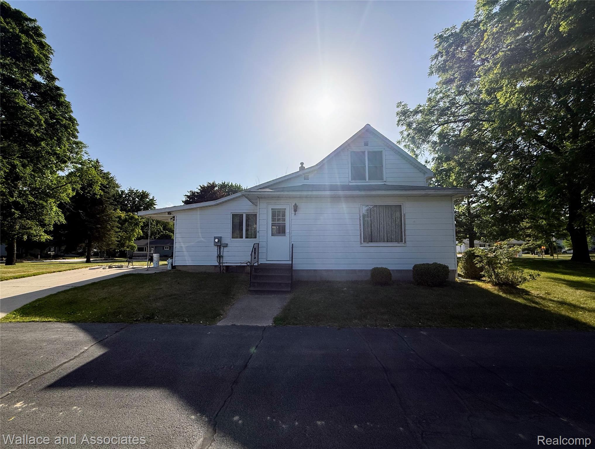 131 W Sanborn Avenue