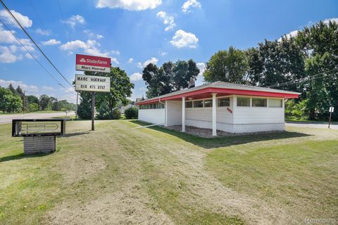 5204 Davison Road Burton City MI 48509