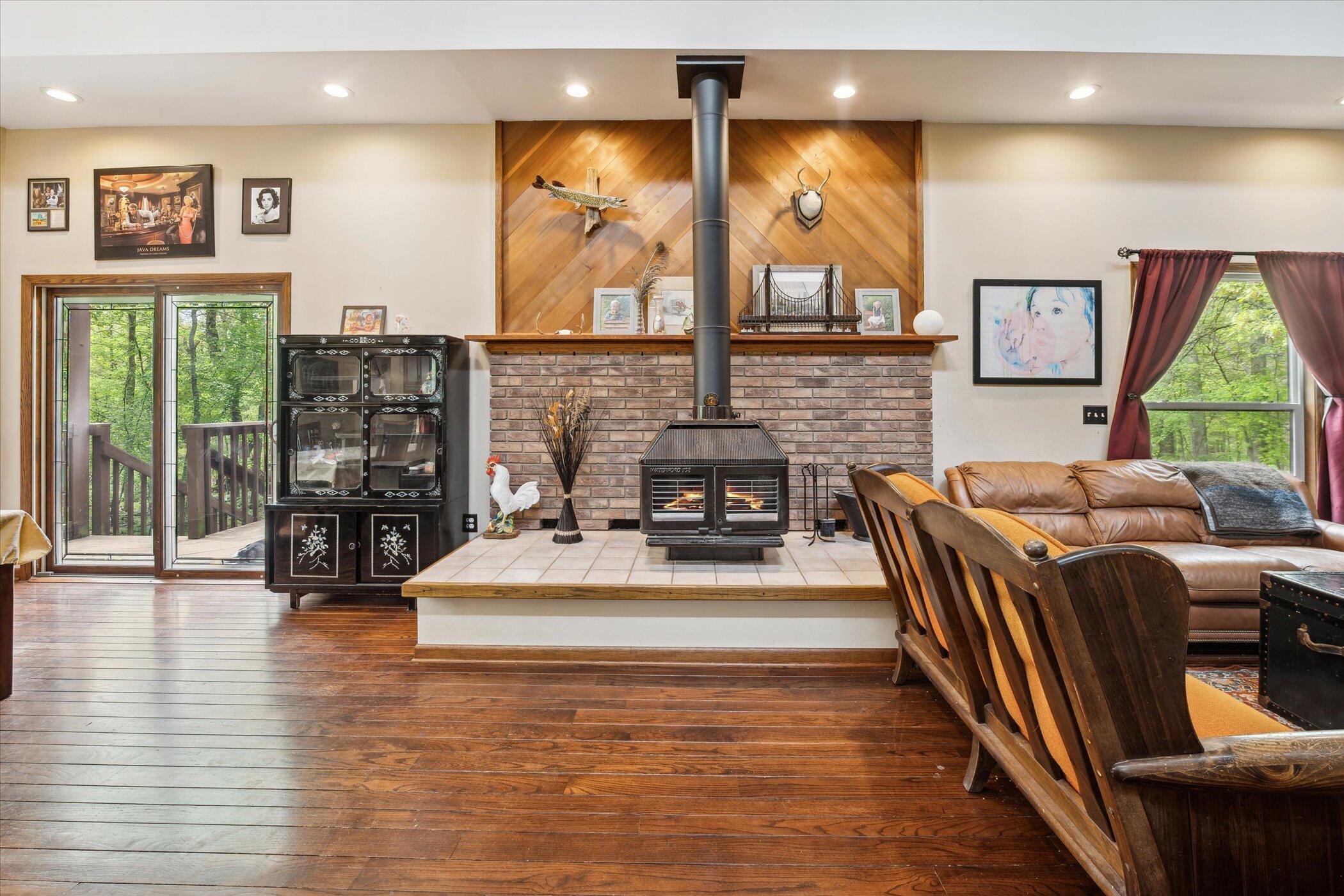 3111 Jeanette Drive