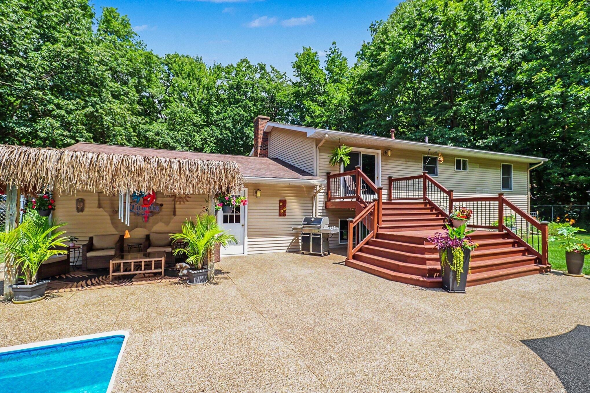 19505 Ottawa Lane