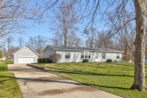 Photo of 317 E Maple Street, St Charles Village, MI 48655 (MLS # 5050204000)