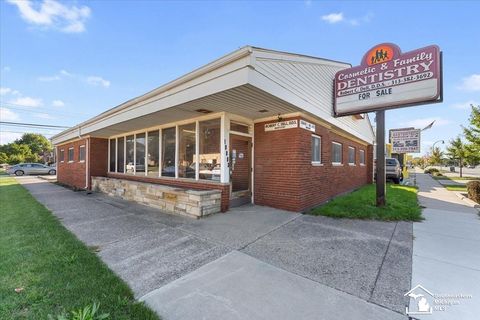 19003 Ecorse Ecorse Road Allen Park City MI 48101