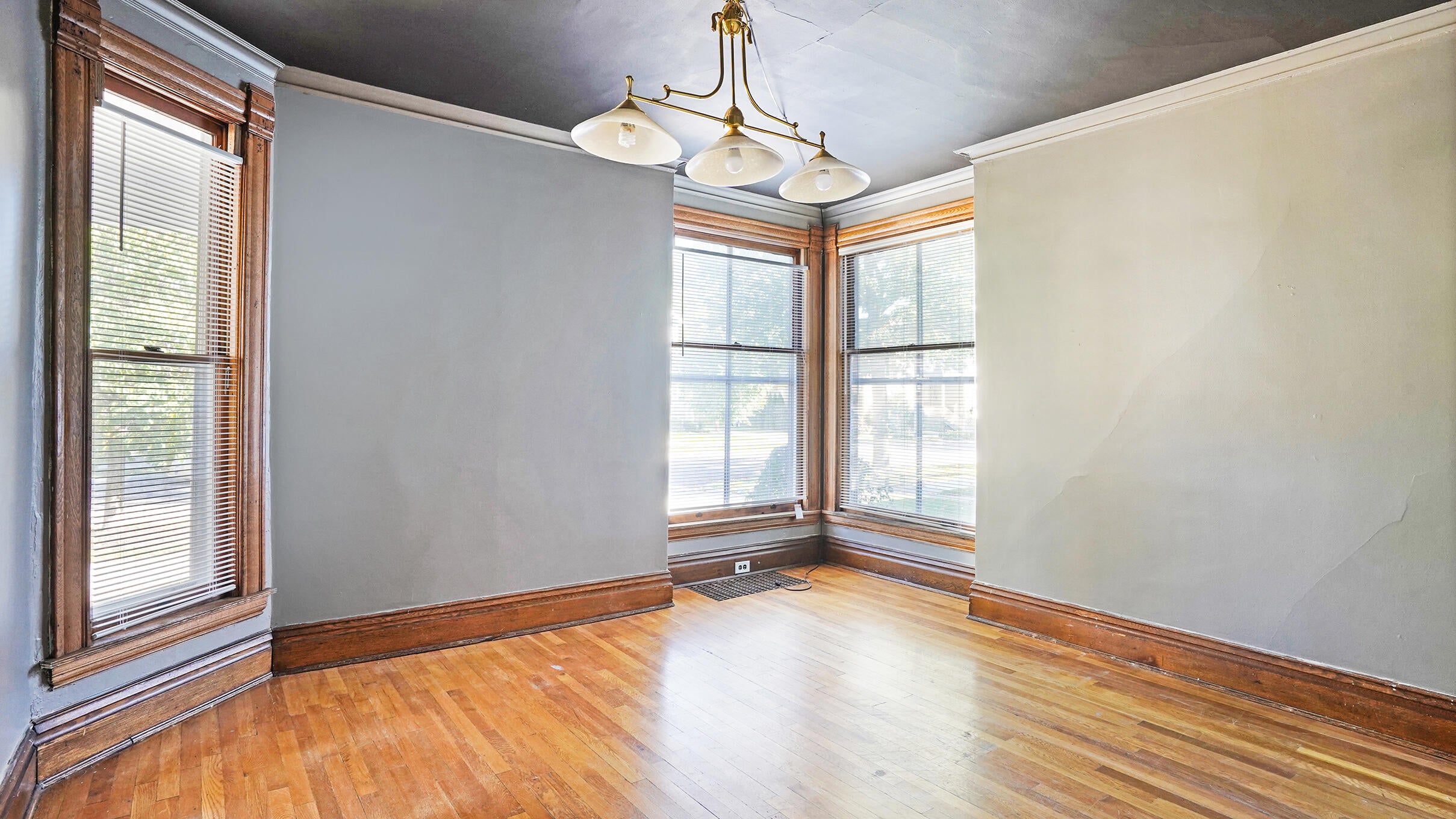 437 Union Avenue SE