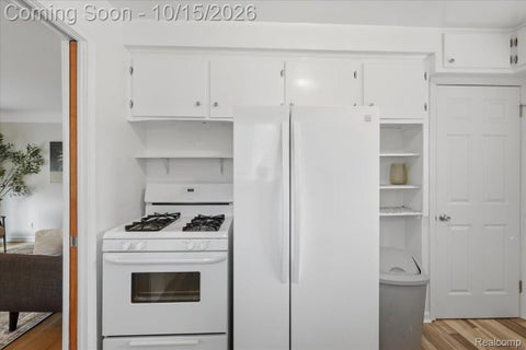 Tiny photo for 2932 Maplewood Avenue, Royal Oak City, MI 48073 (MLS # 20261083183)