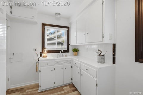 Tiny photo for 2932 Maplewood Avenue, Royal Oak City, MI 48073 (MLS # 20261083183)