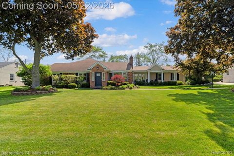 6225 Golfview Drive Bloomfield Charter Township MI 48301
