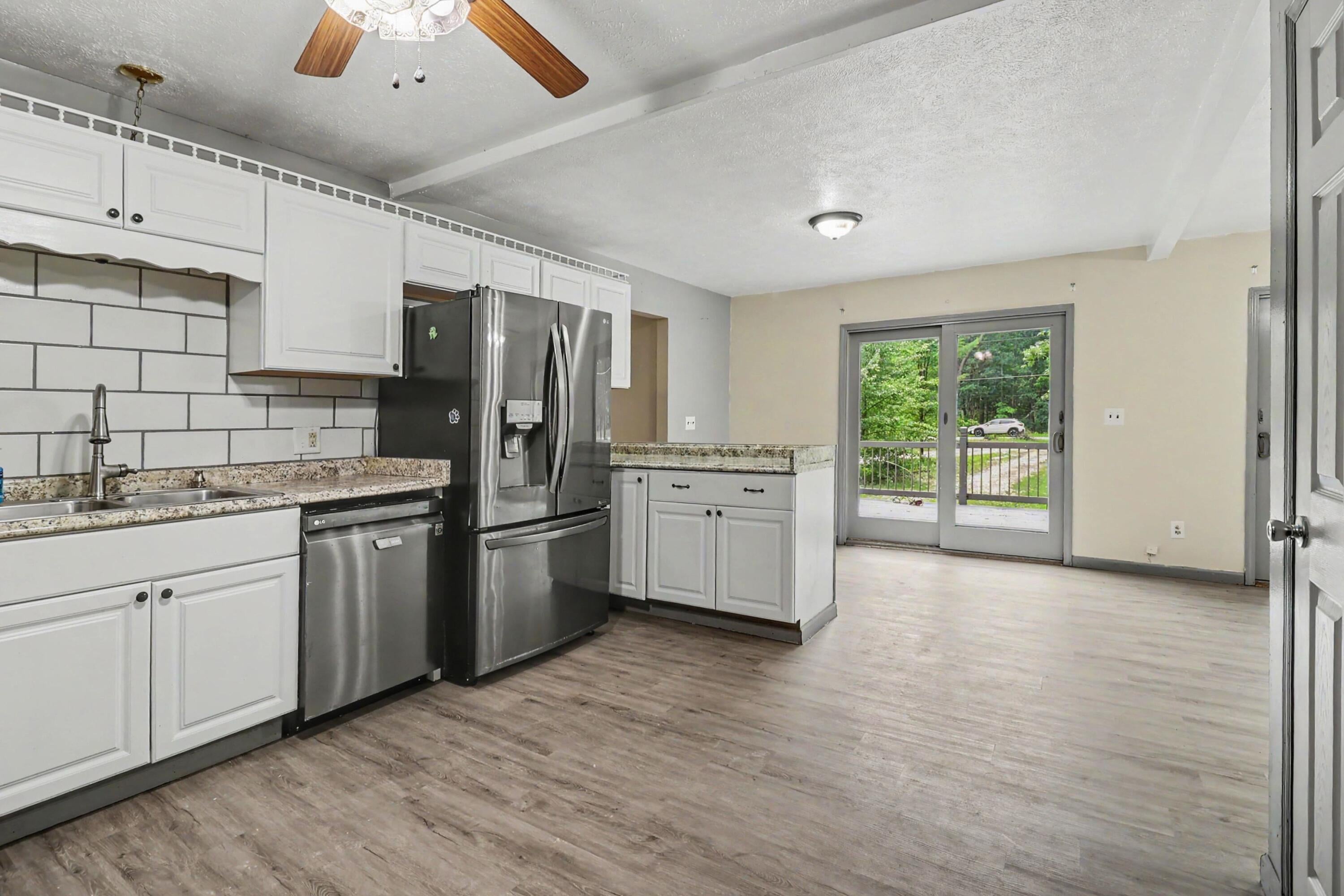 105 N Mike Street
