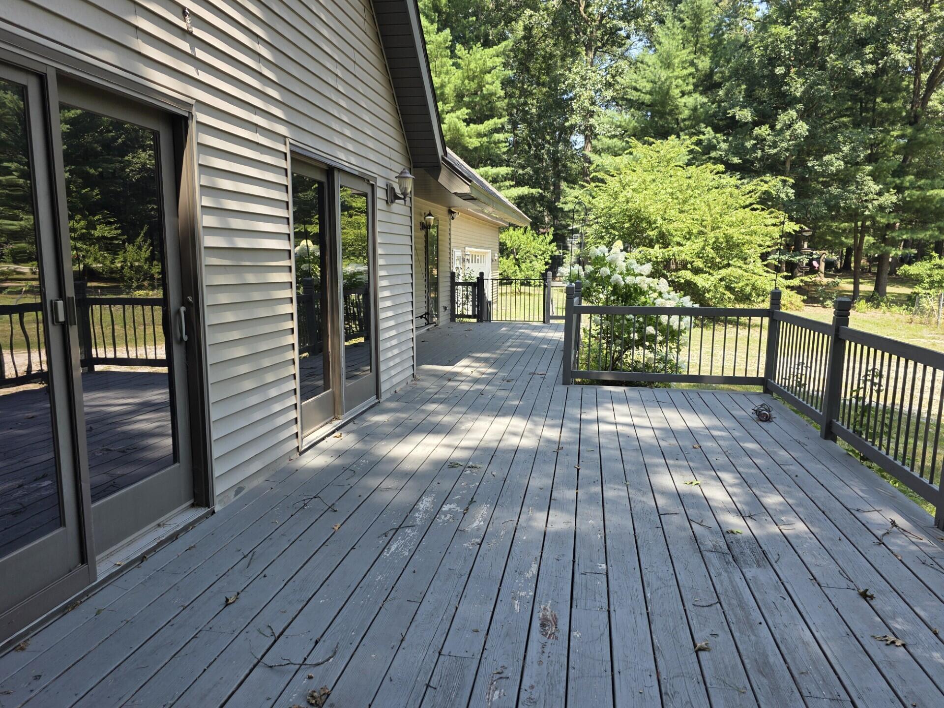 105 N Mike Street