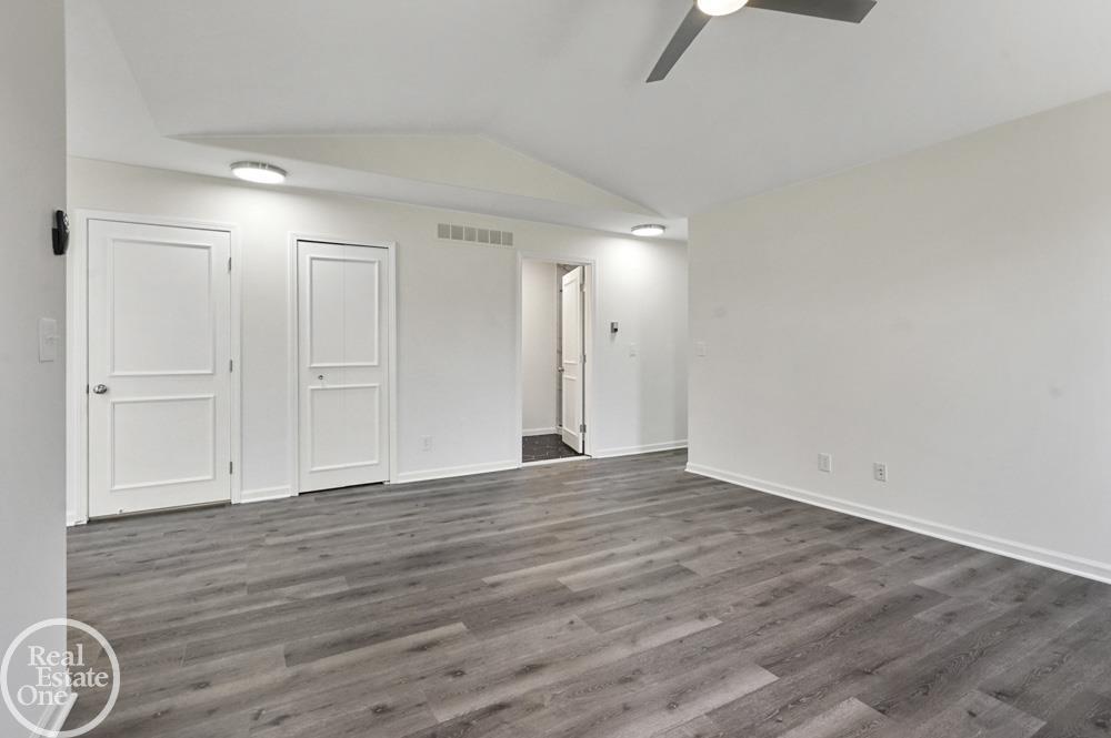 30601 Victoria Court