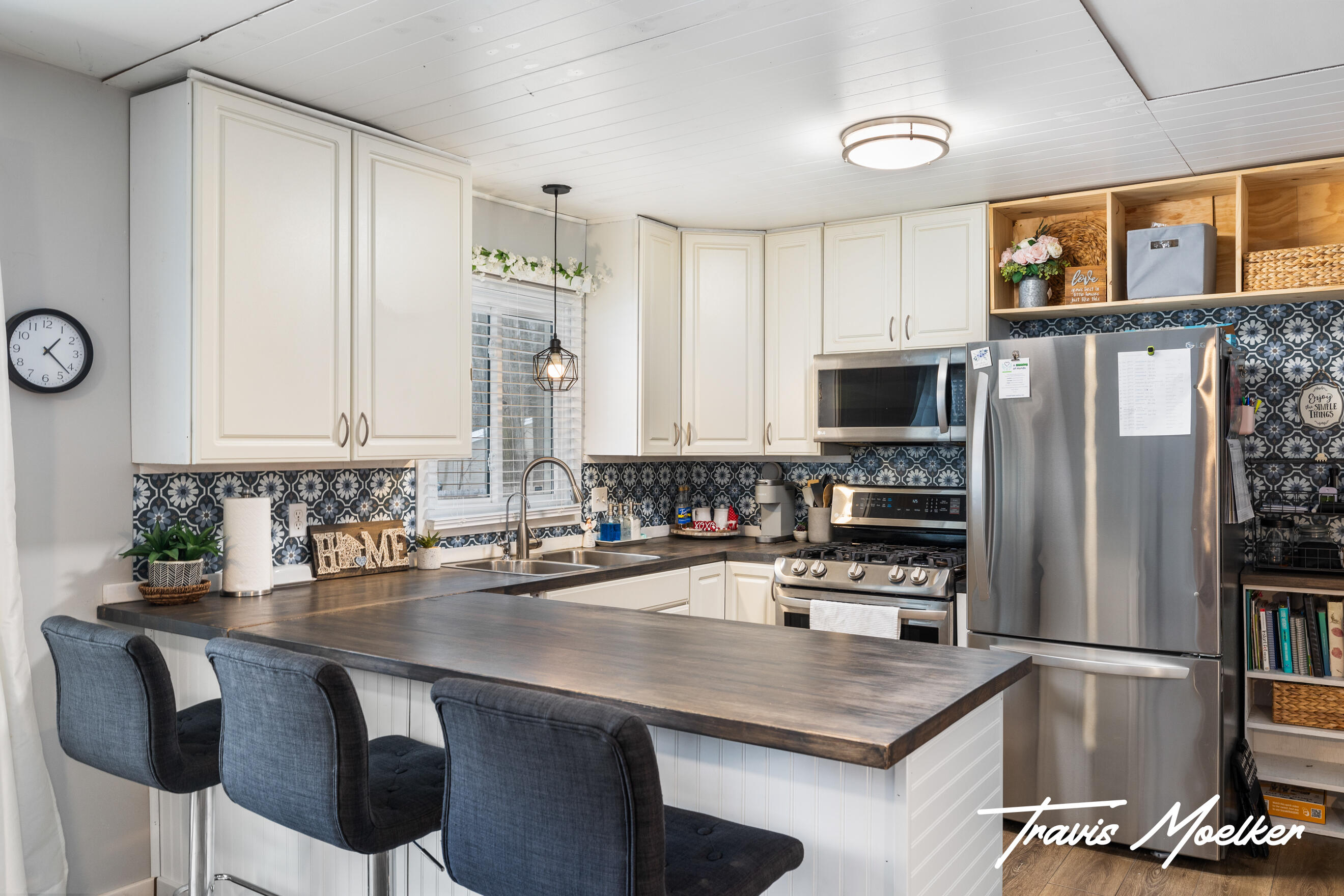 2953 Willow Creek Drive SW