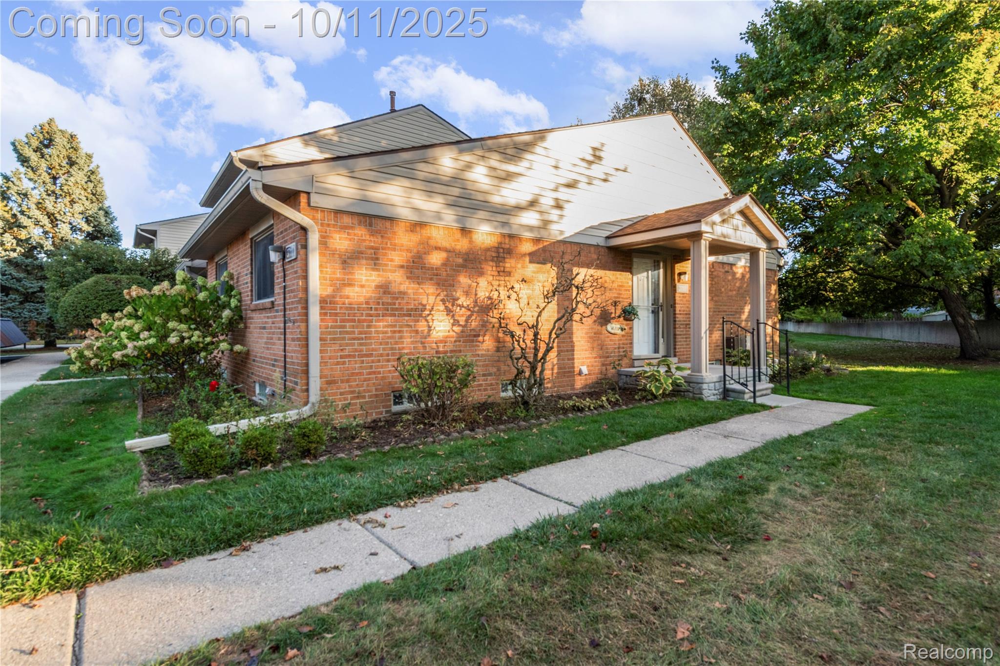 3711 Old Creek Road