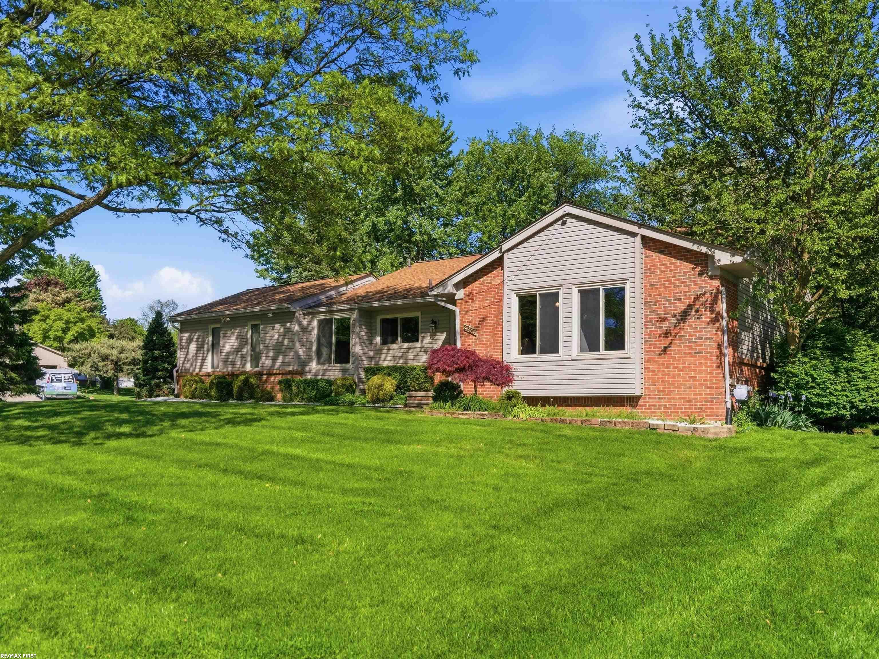 2250 Highsplint Drive
