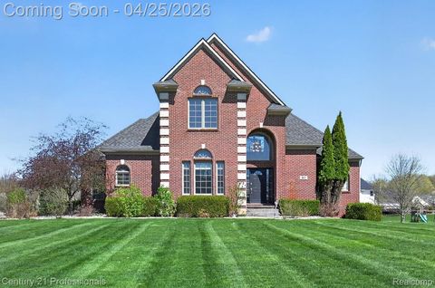 163 W Auburn Trail Brighton Township MI 48114
