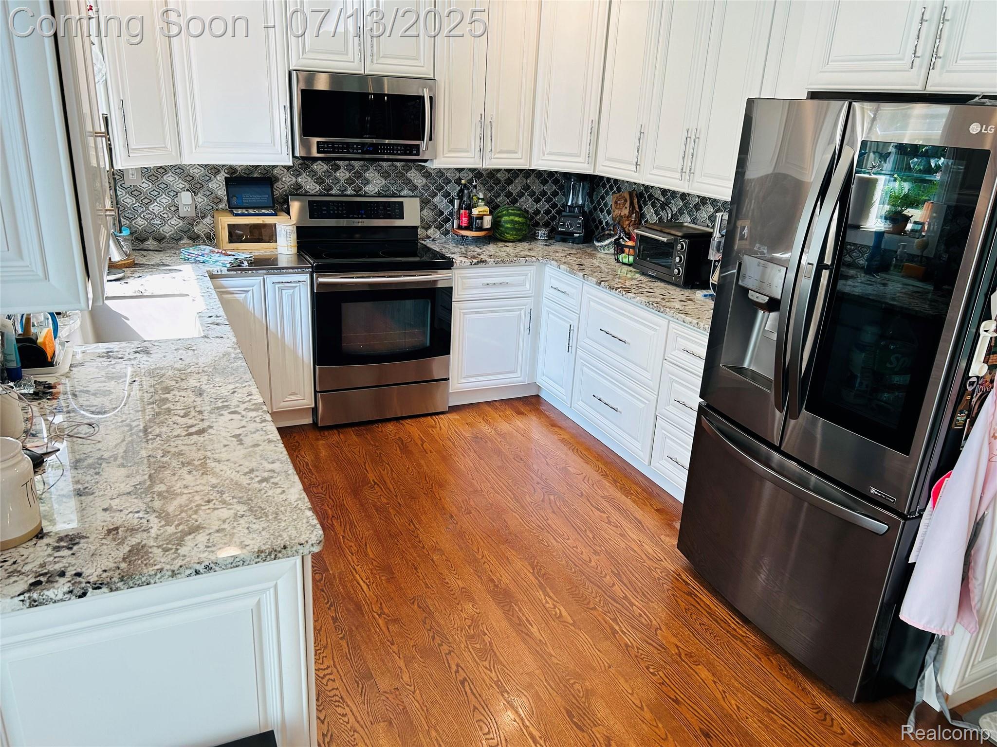 7575 Cherrywood Drive