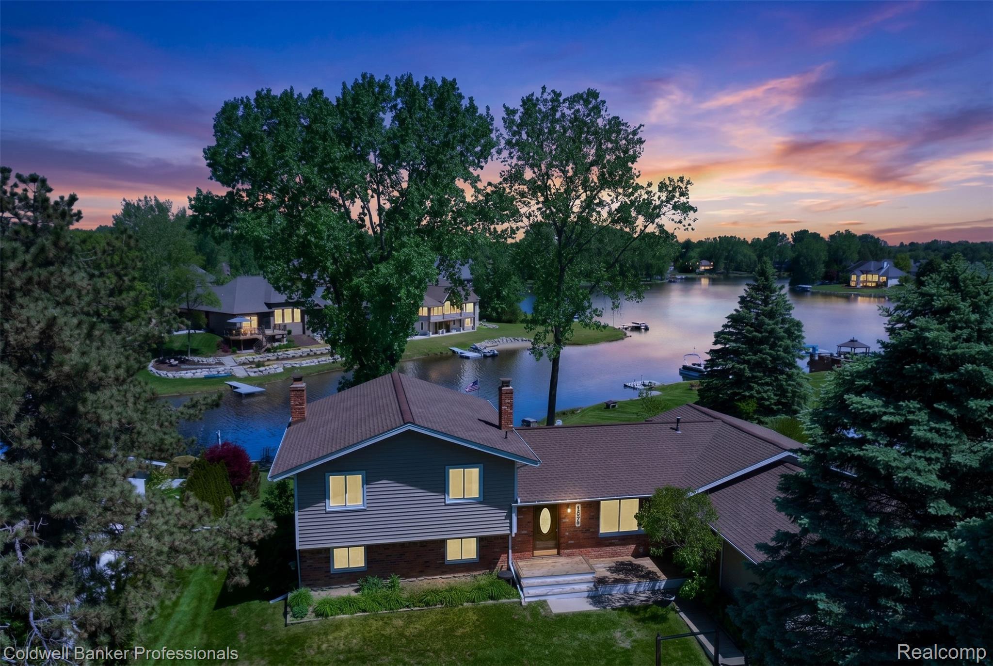 1844 Harwood Drive