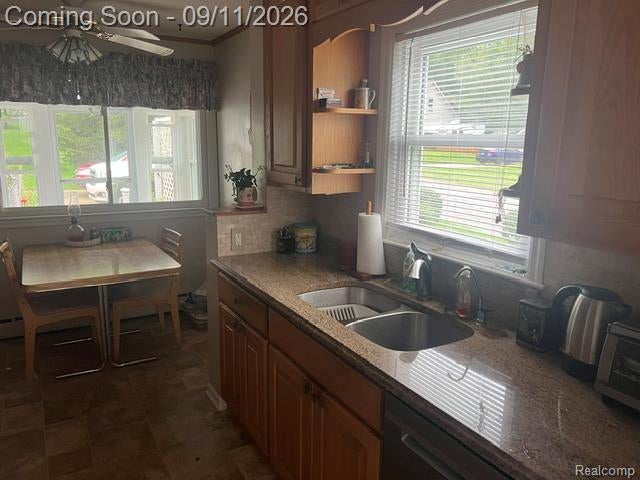 819 W Shiawassee Avenue