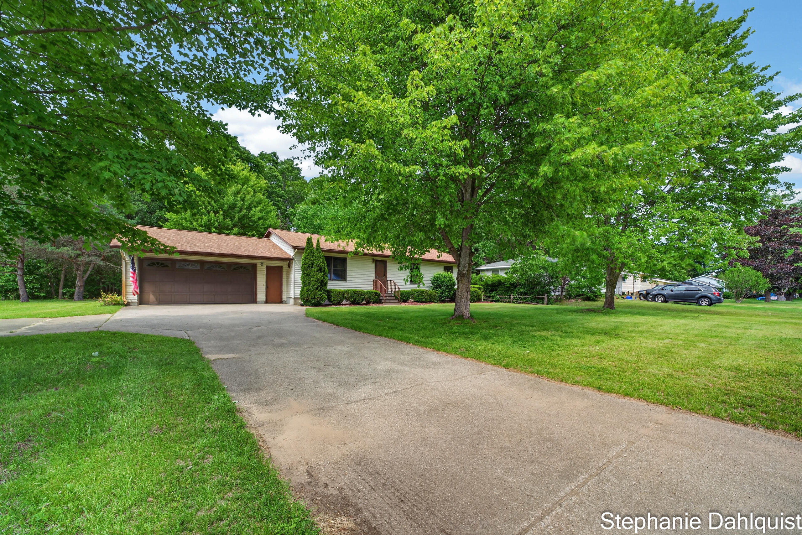 1646 W Giles Road