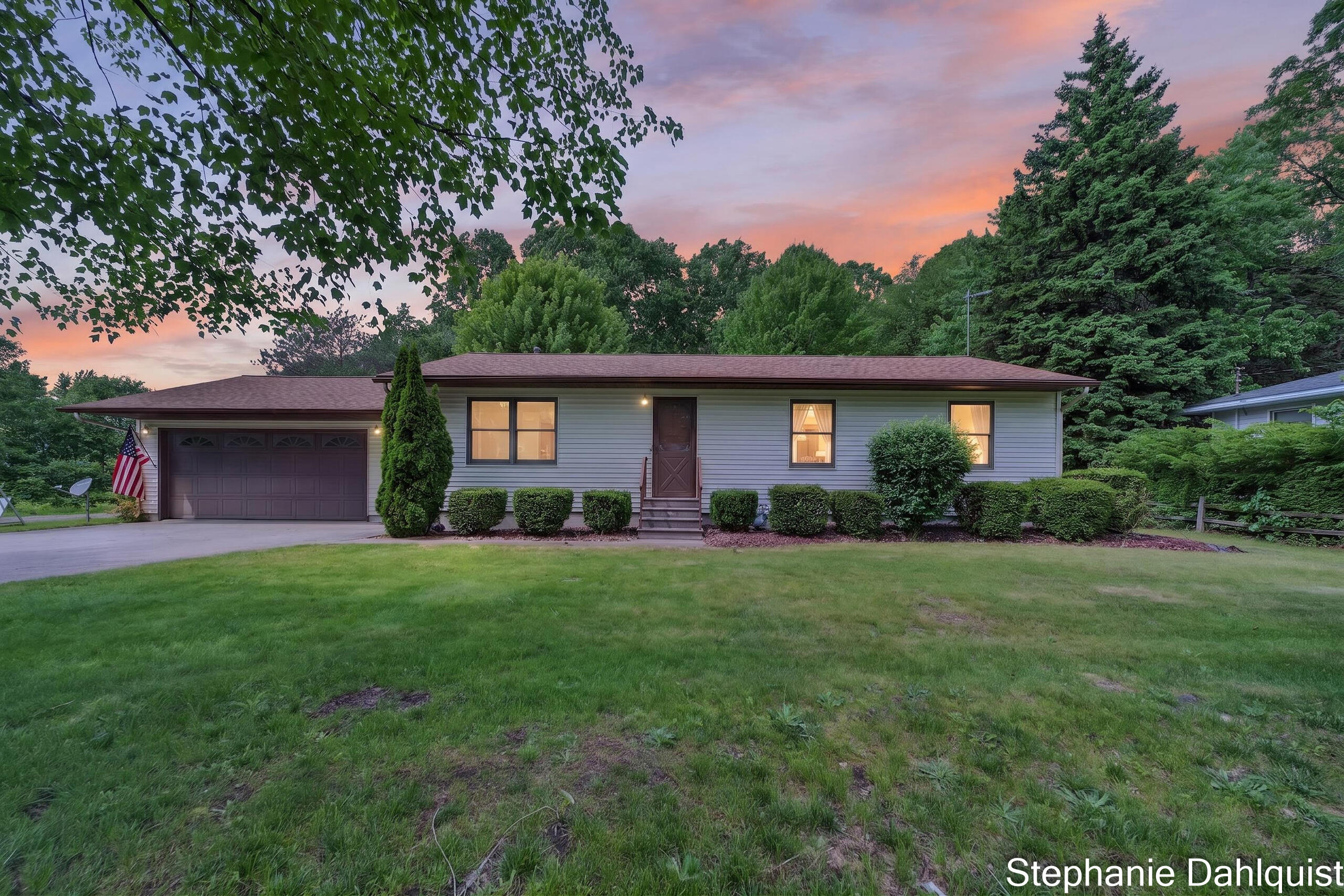 1646 W Giles Road
