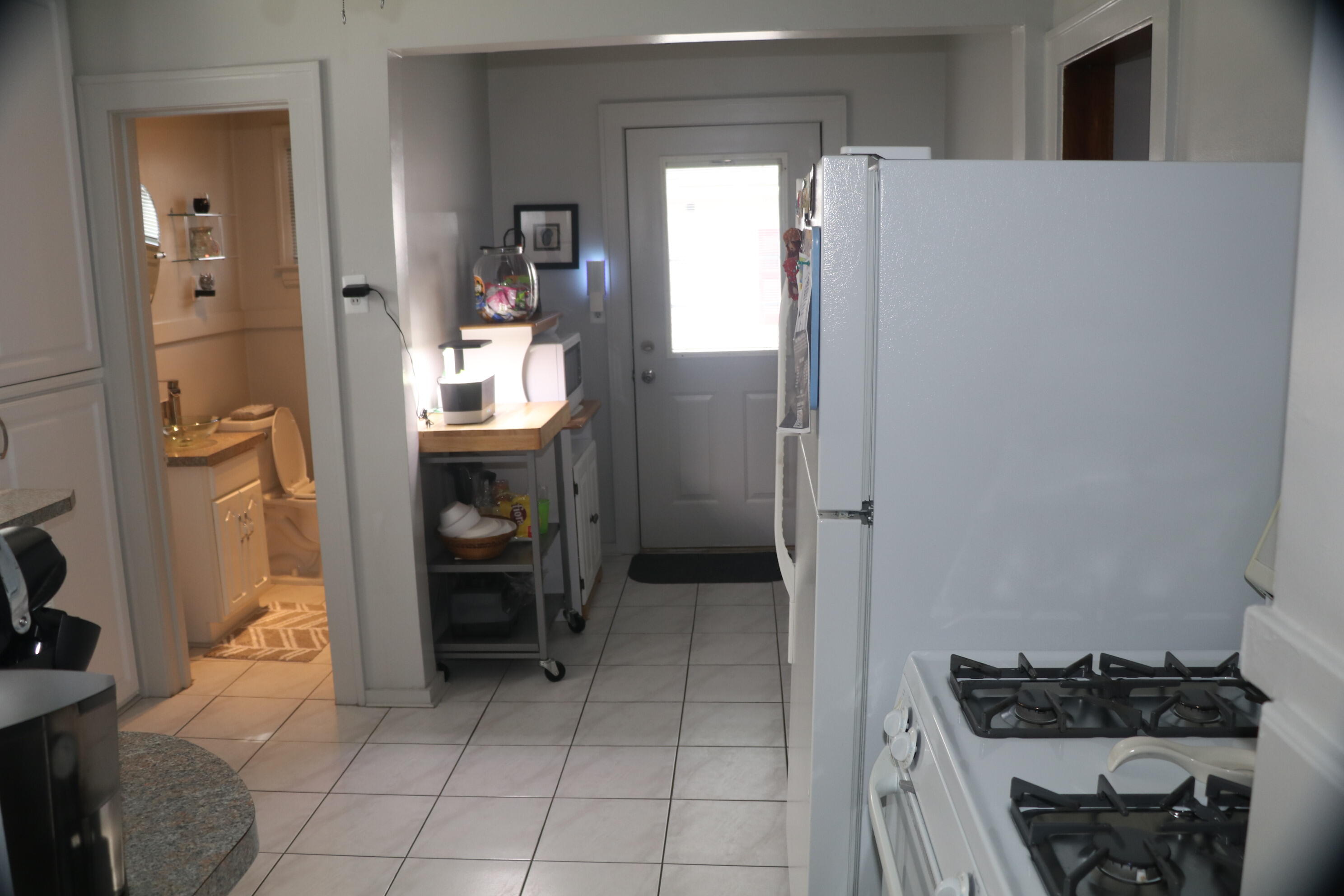 515 Storrs Street SE