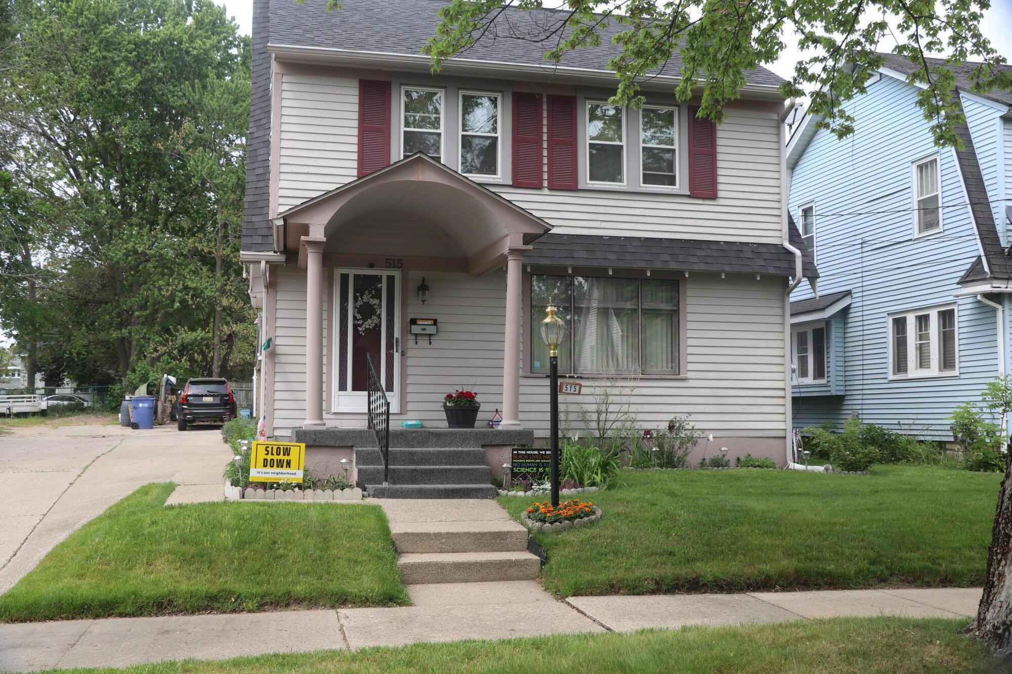 515 Storrs Street SE