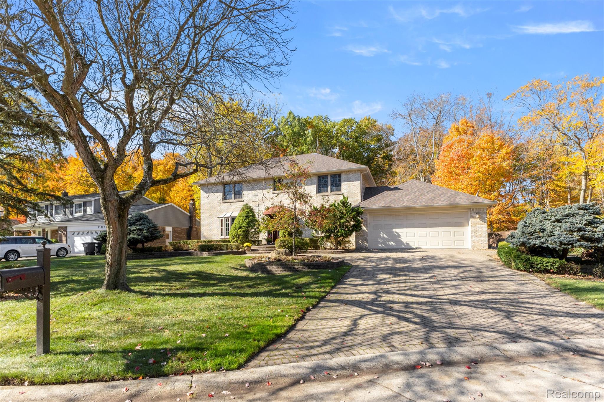 41804 Waterfall Road