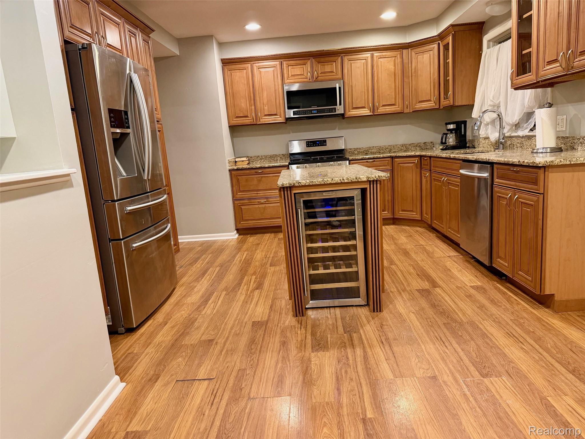 17617 Avilla Blvd Boulevard