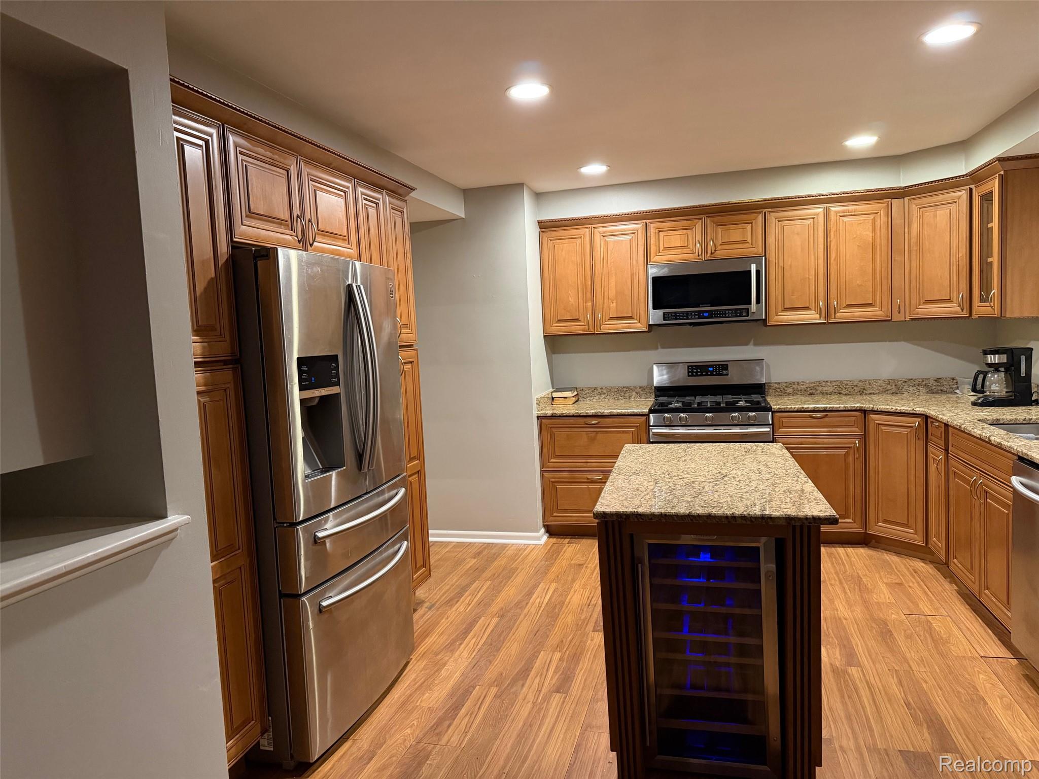 17617 Avilla Blvd Boulevard