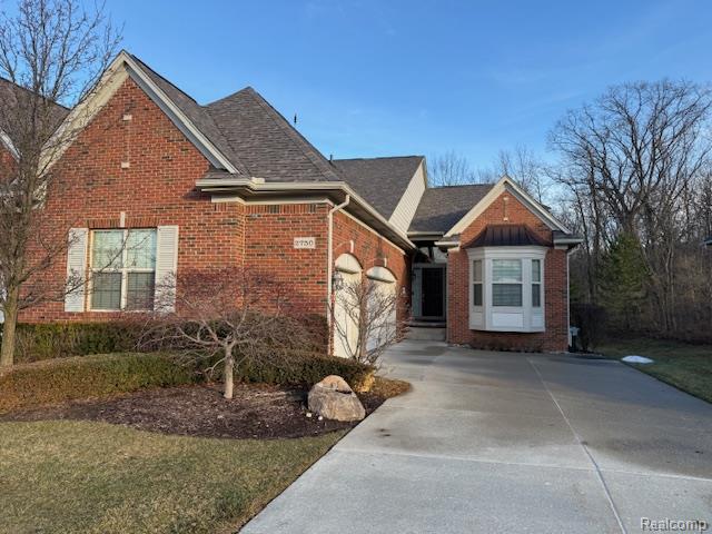 2750 Castlemartin Court