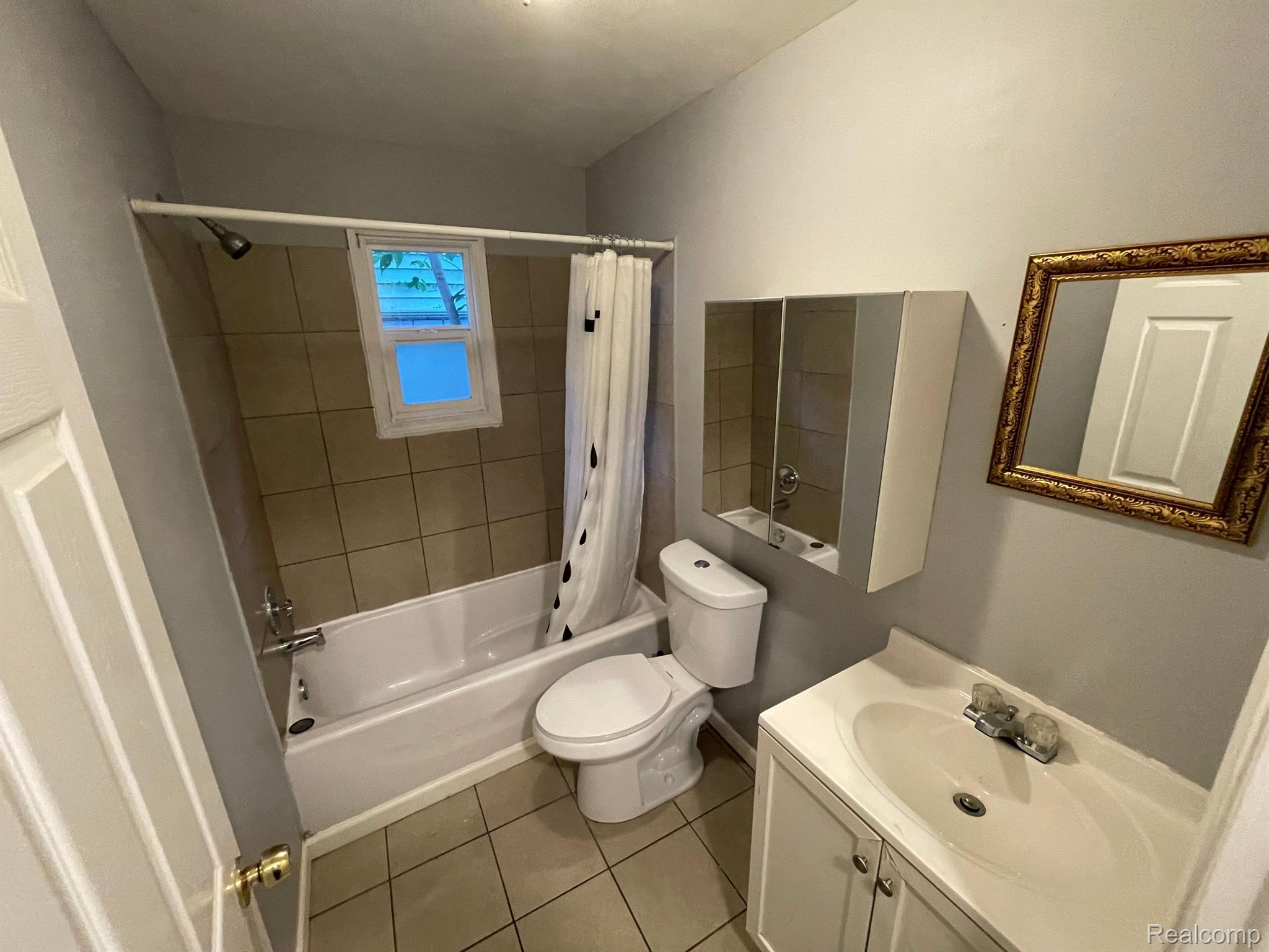 20956 RENSSELAER Street