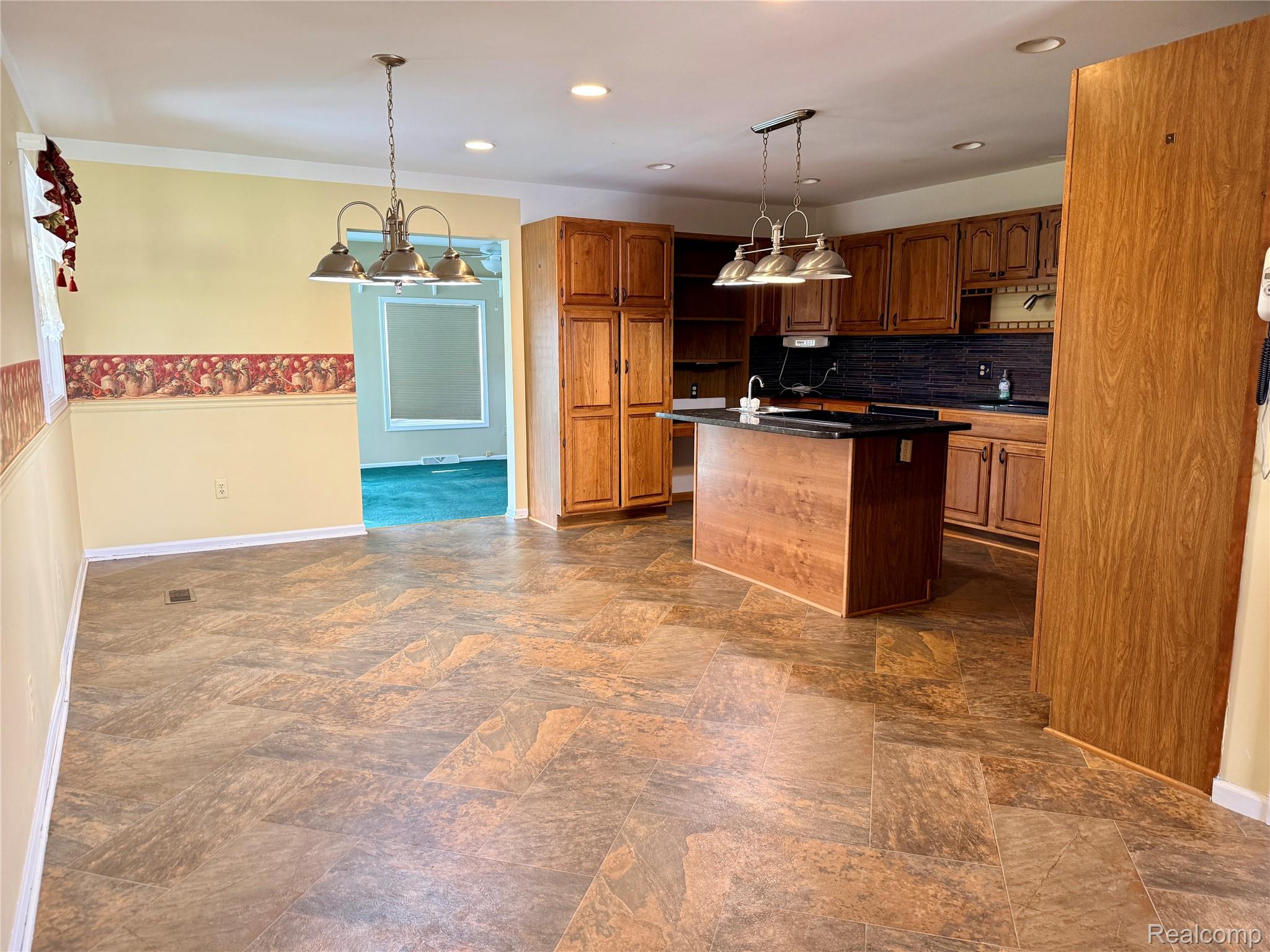 2571 Herber Drive