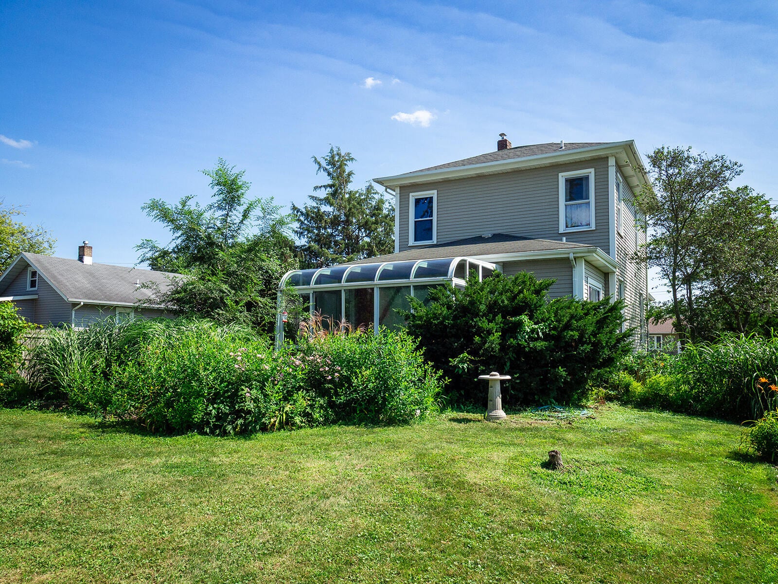 24 W Linden Street W