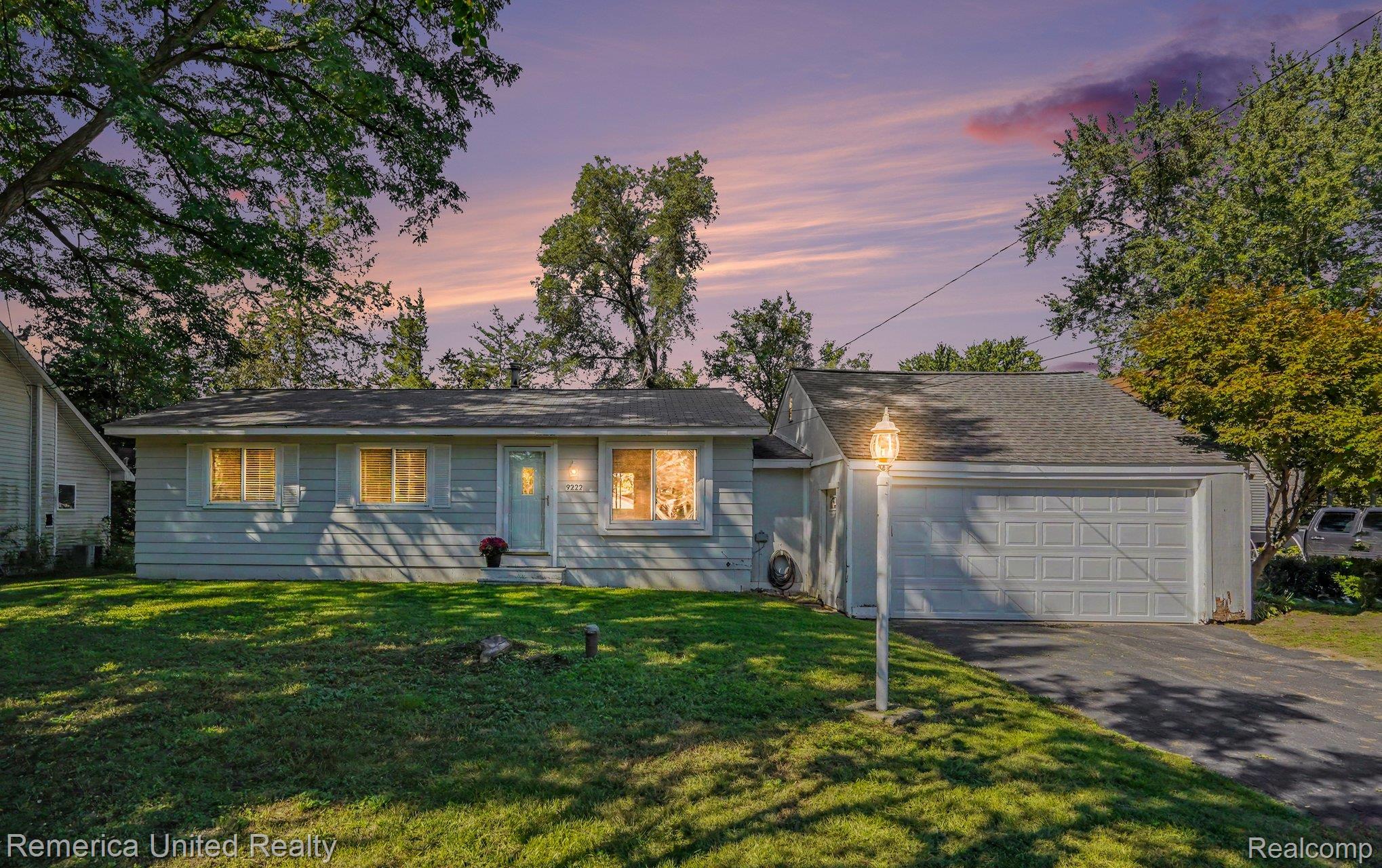 9222 Riverside Drive