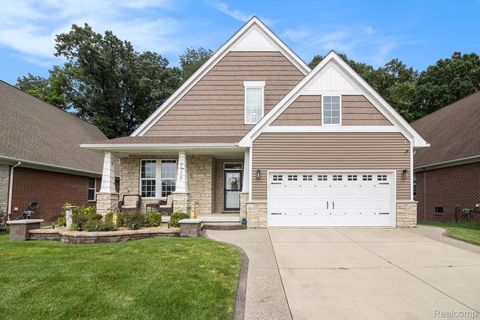 Photo of 7970 Russell Drive, Westland City, MI 48185 (MLS # 20251026993)