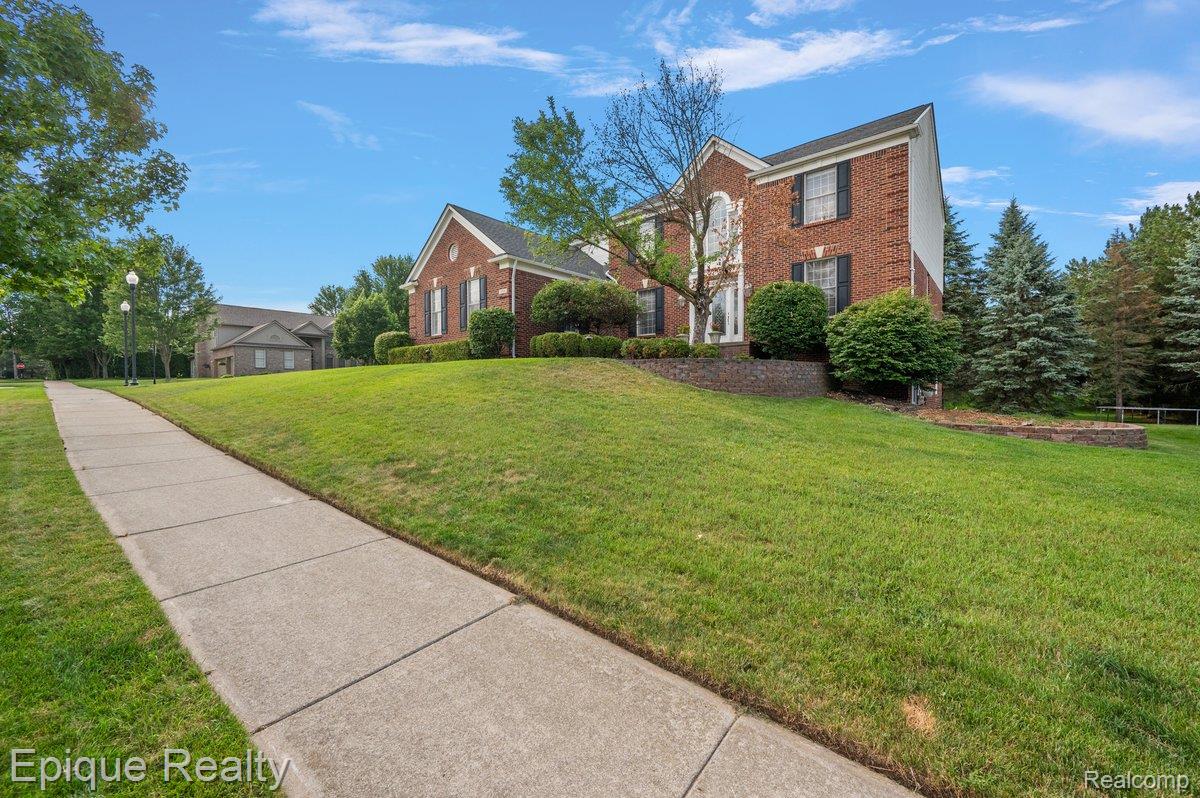 1909 Catlin Drive