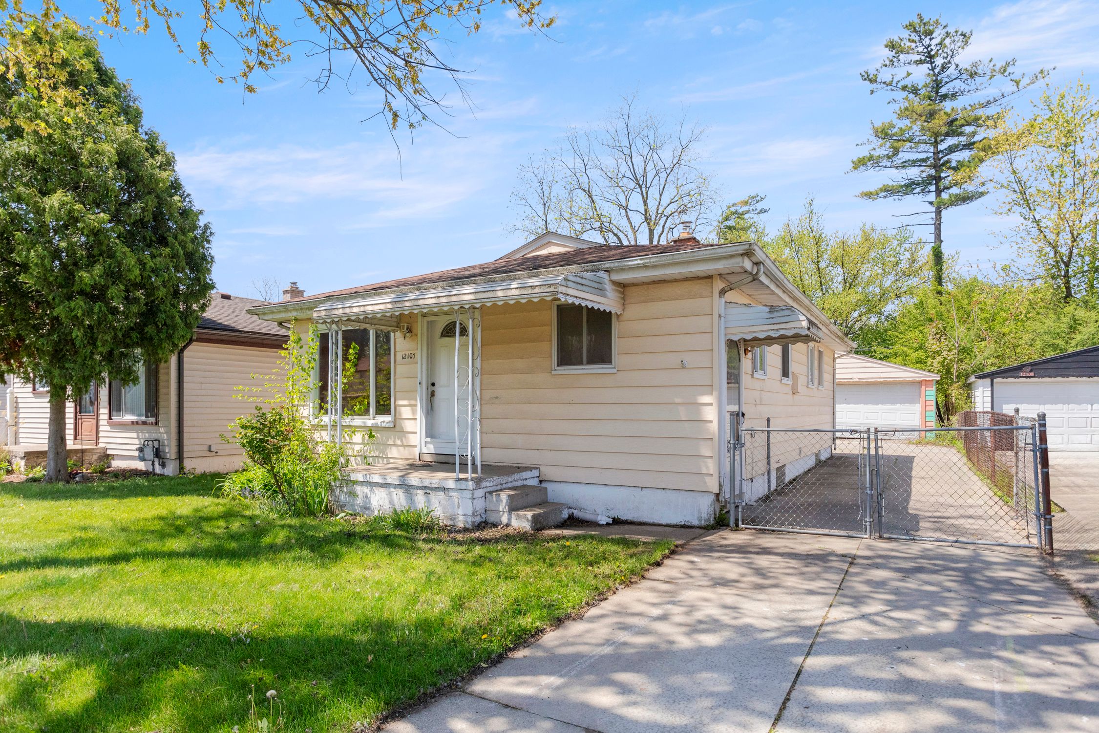 12107 CENTRALIA