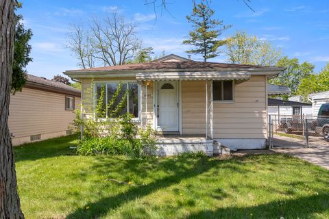 12107 CENTRALIA Redford Charter Township Wayne MI 48239