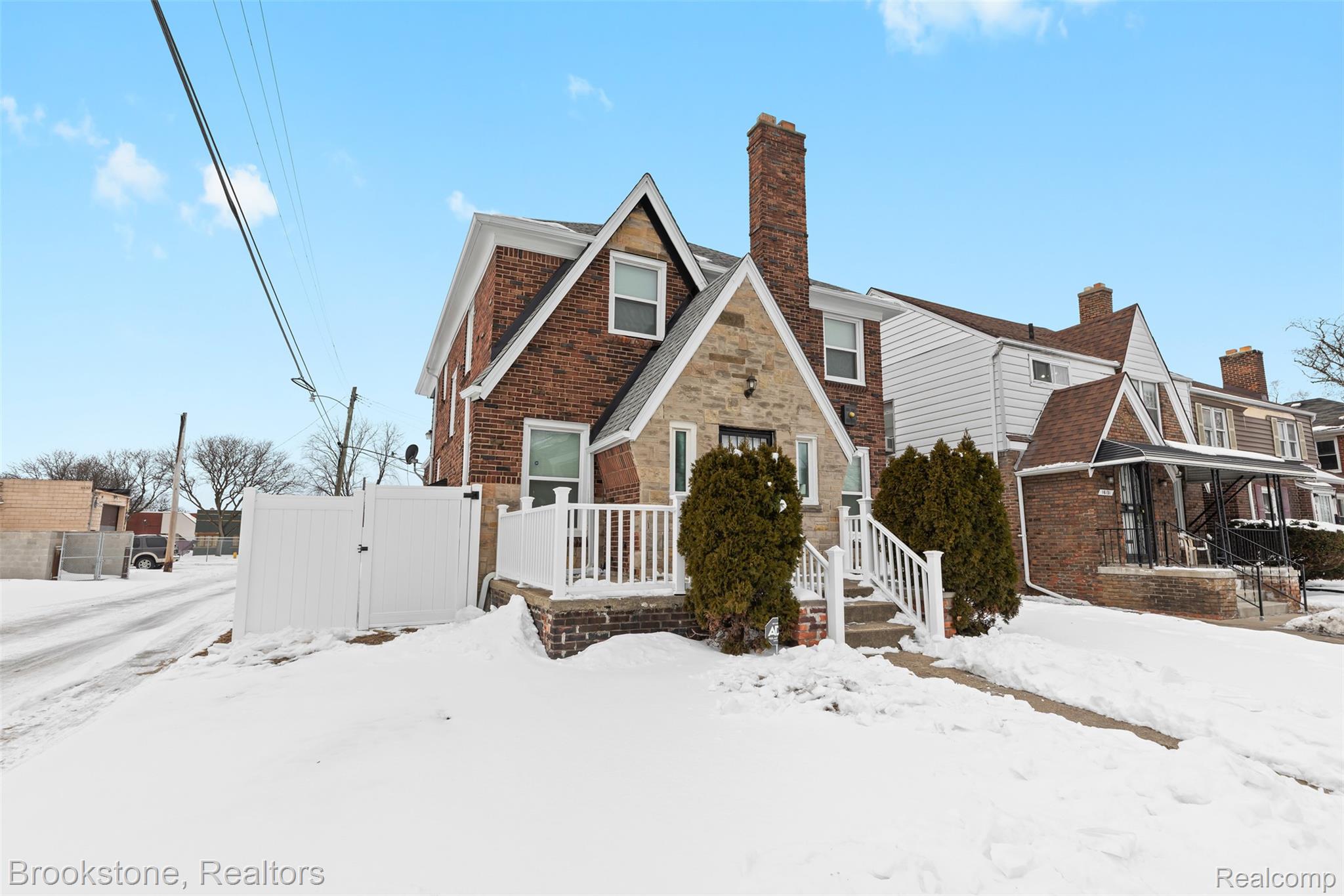 16125 Linwood Street