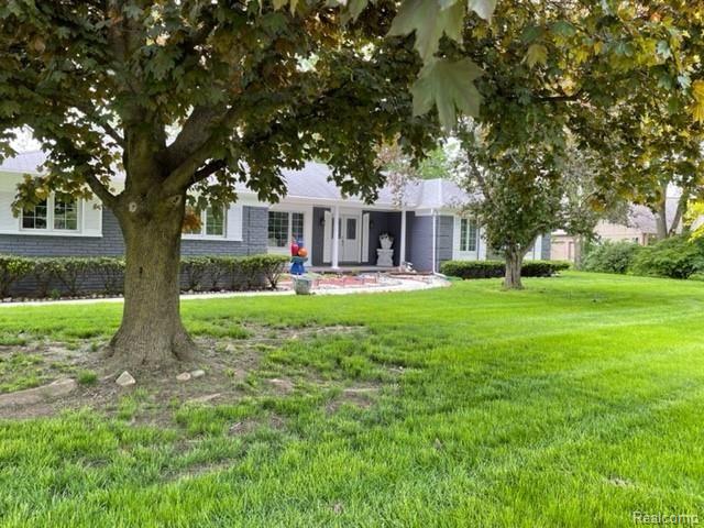 429 BELLA VISTA Drive