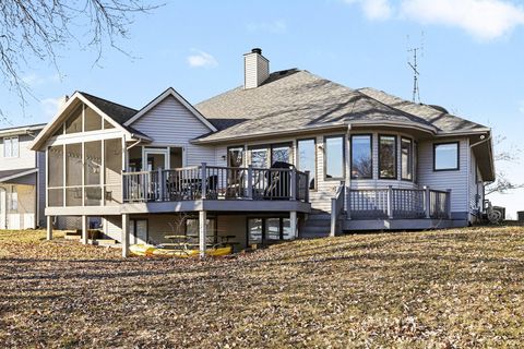 Photo of 1056 Bayview Drive, Kinderhook Township, MI 49036 (MLS # 62026014172)