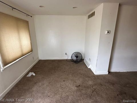 Tiny photo for 1819 Goddard Road, Lincoln Park City, MI 48146 (MLS # 20261015088)