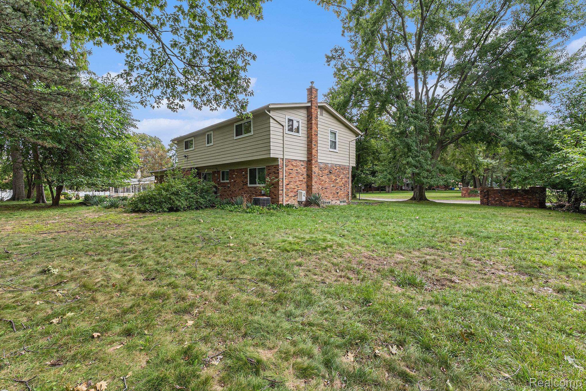 Warren City, Michigan 48093, United States, 4 Bedrooms Bedrooms, ,3 BathroomsBathrooms,Residential,Active,238022