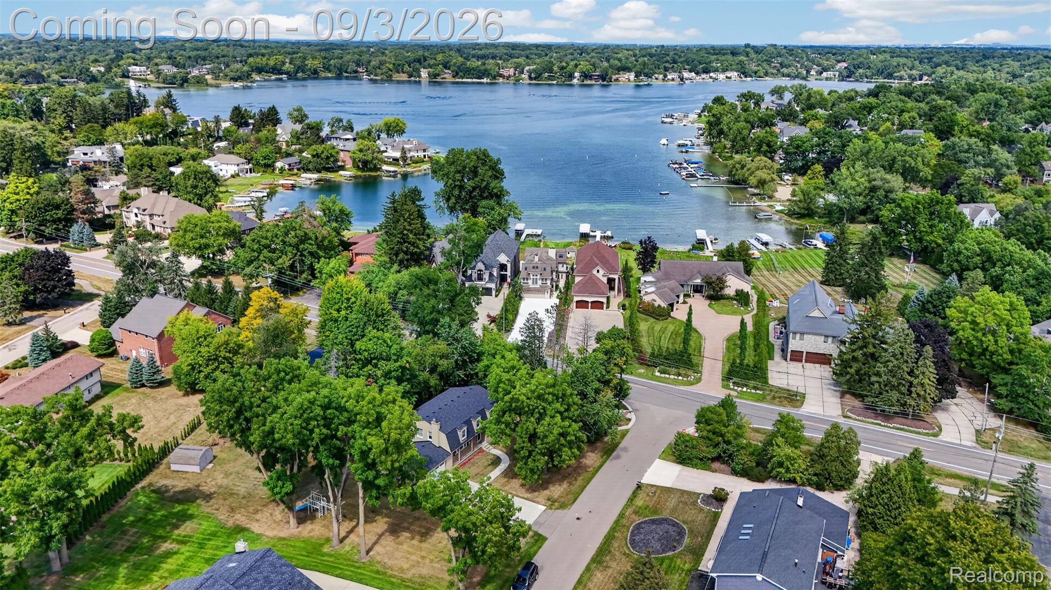 2499 Horseshoe Drive