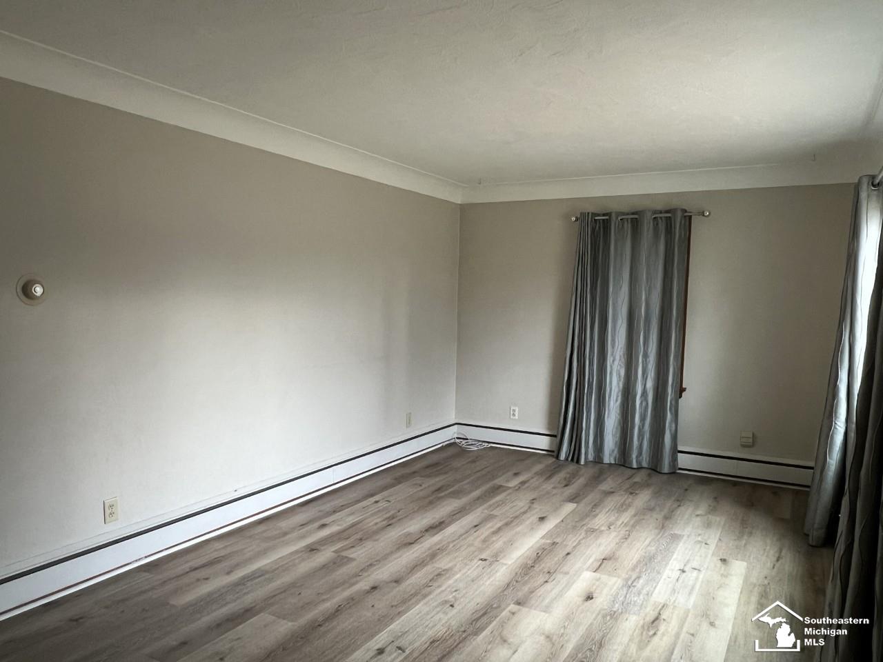 1142 South Park Drive