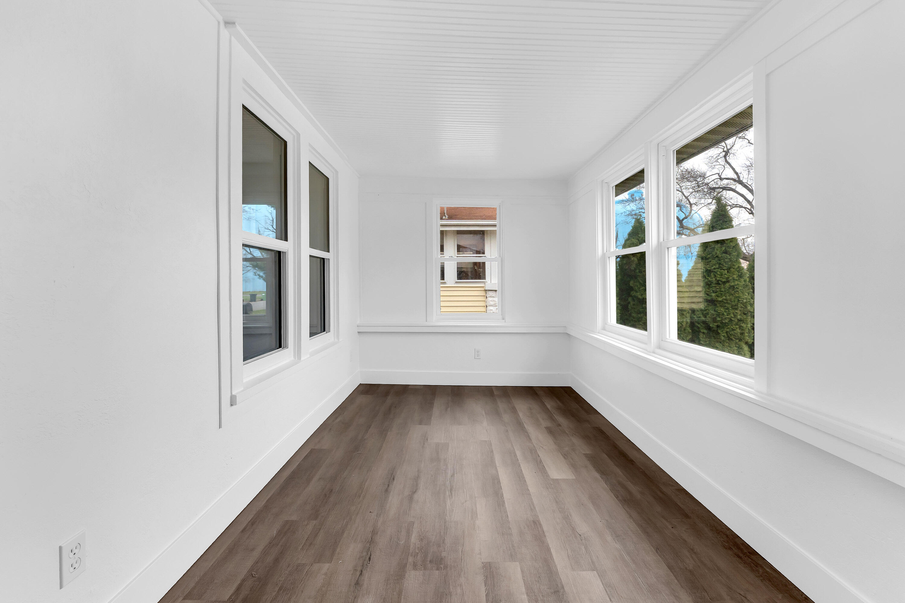 224 W Burnham Street W