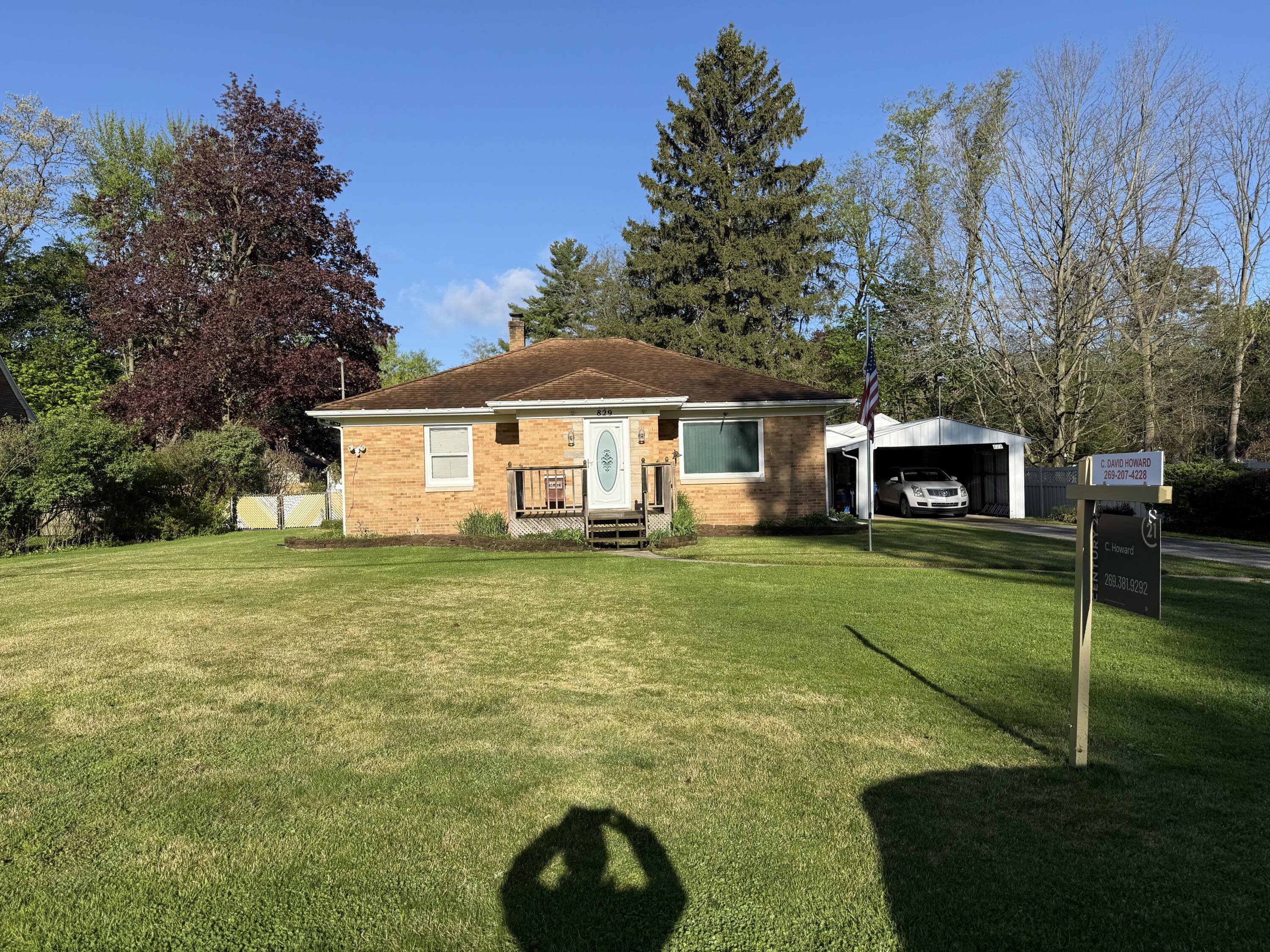 829 Dwillard Drive